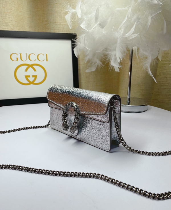 激安グッチバッグコピー側面デザイン